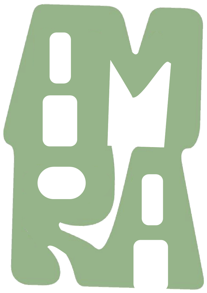 Erste grobe Aufstellung der AMRA-Buchstaben in Salbeigrün